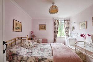 Photo 11- click for photo gallery